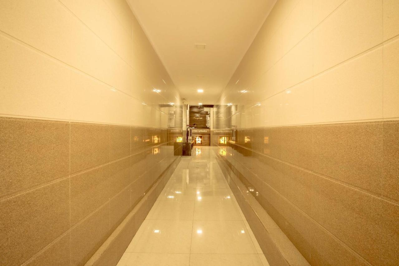 Hotel Apsara- Near J J Hospital مومباي المظهر الخارجي الصورة